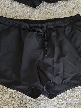 Old Navy Black Athletic Shorts